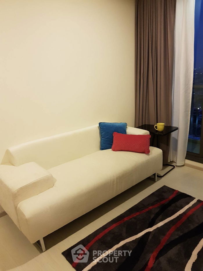 รูป คอนโด 1-ห้องนอน ที่ ริทึ่ม สุขุมวิท42 ใกล้ BTS เอกมัย (ID 512659) - รูปที่ 3/9