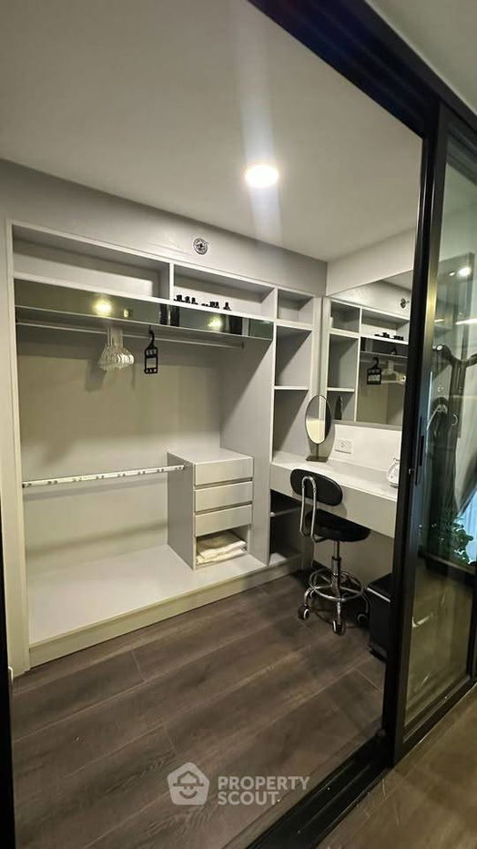 picture 1-BR Condo at Knightsbridge Space Ratchayothin near BTS Ratchayothin (ID 2464467) - 10/11