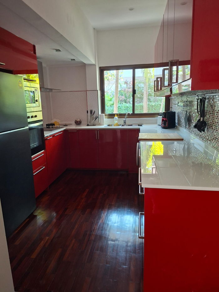 รูป Thai Bali Style Haus in zentraler Lage - รูปที่ 9/15