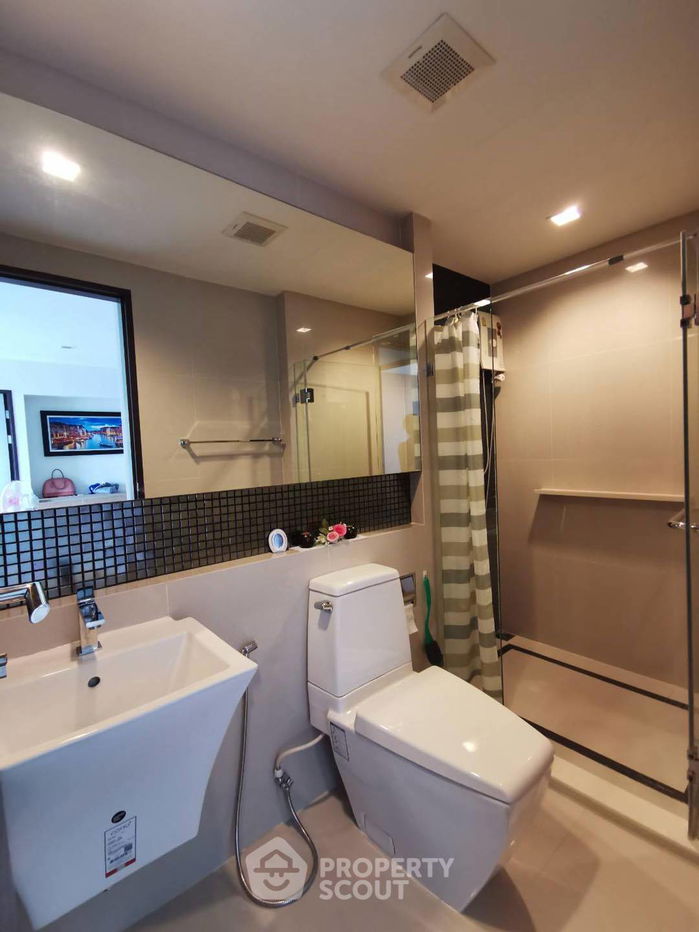 picture 2-BR Condo at Rhythm Sathorn near BTS Saphan Taksin (ID 392326) - 17/27