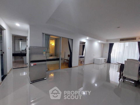 2-BR Condo at Supalai Park Phaholyothin near BTS Ha Yaek Lat Phrao (ID 2464497)
