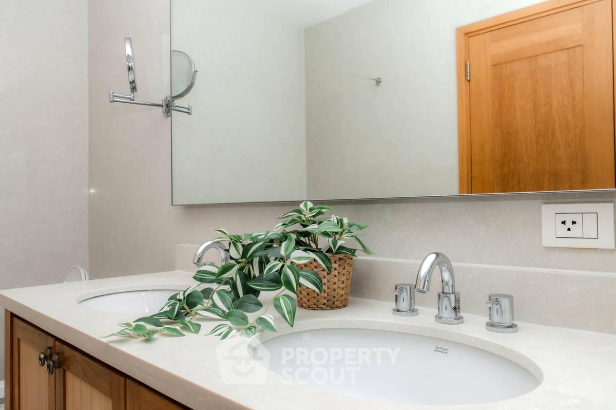 รูป คอนโด 2-ห้องนอน ที่ ดิ เอ็มโพริโอ เพลส ใกล้ BTS พร้อมพงษ์ (ID 2072206) - รูปที่ 6/16