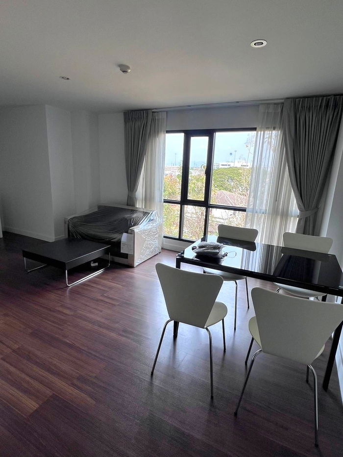 picture Spacoius room at Punna Oasis 1 For sale!1bed ,Near Central Festival Chiangmai  - 4/10