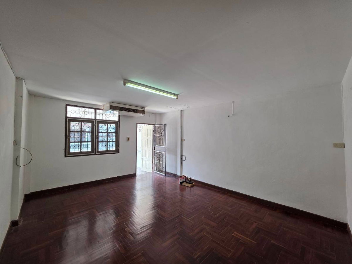 รูป เช่า ทาวน์เฮ้าส์ ใกล้ BTSบางจาก 2.5km สุขุมวิท93 แยกพึ่งมี 50 - รูปที่ 8/13