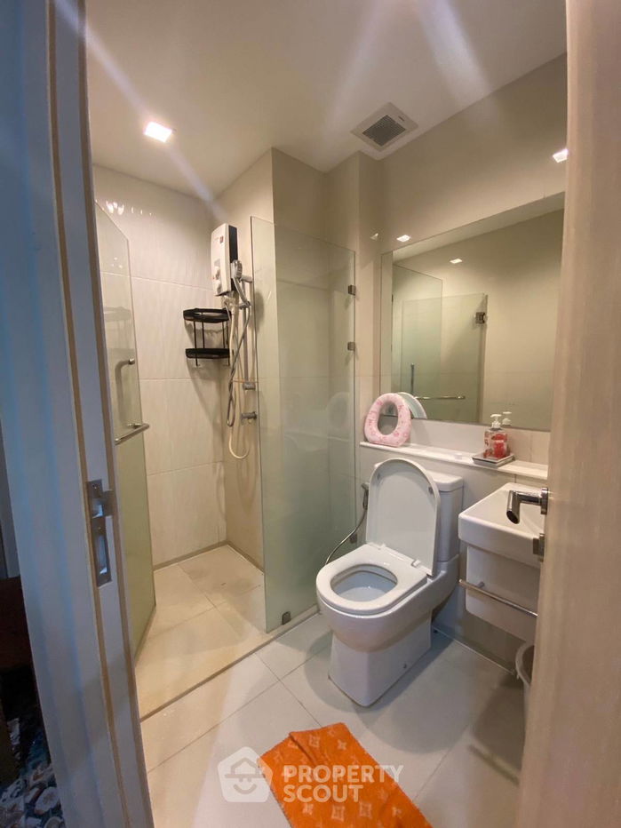 picture 1-BR Condo at Life One Wireless near BTS Phloen Chit (ID 2464002) - 4/17
