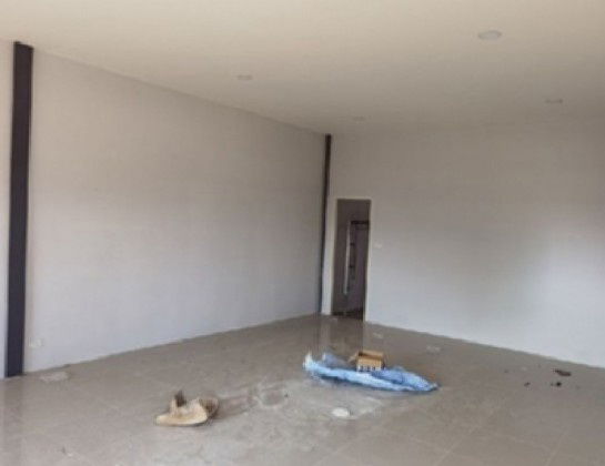 รูป ให้เช่าโกดัง พร้อมสำนักงาน 2 ชั้น สภาพใหม่ ซอยเทศบาลบางปู 97 ถนนบางพลี ตำหรุ /  พื้นที่ 405 ตารางเมตร รถใหญ่ เทรลเลอร์ เข้าออกได้ - รูปที่ 6/13