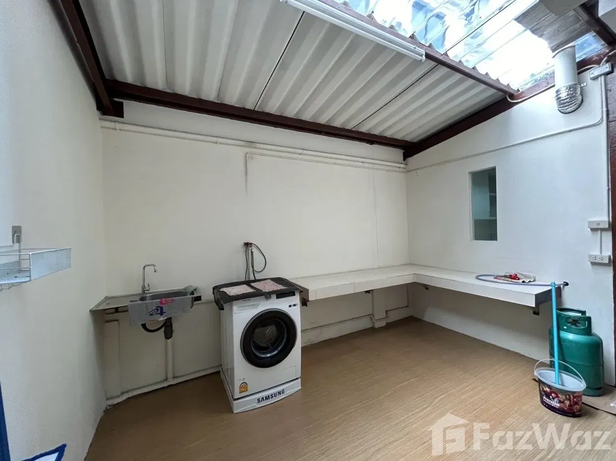 รูป ทาวน์เฮ้าส์ให้เช่า 4 ห้องนอน ใน สามเสนนอก, กรุงเทพมหานคร 1761740 - รูปที่ 12/22