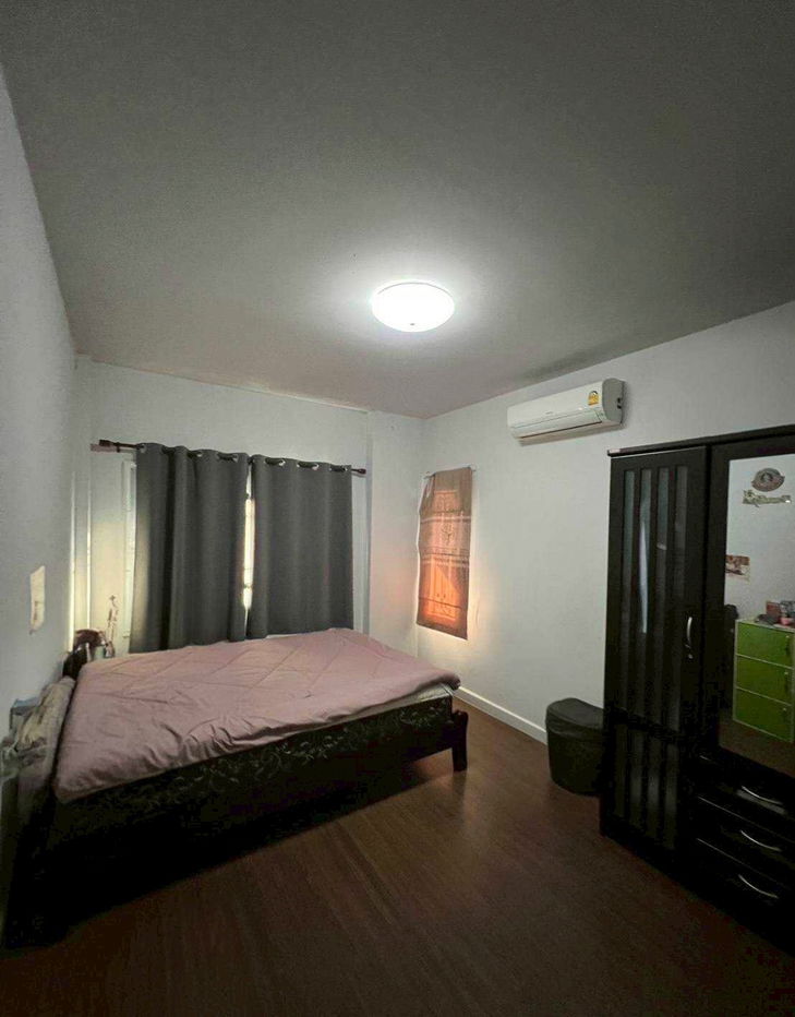 picture Single house for sale in Warasiri Village, Rangsit-Don Mueang, SRT Lak Hok, only 500 meters. - 4/11