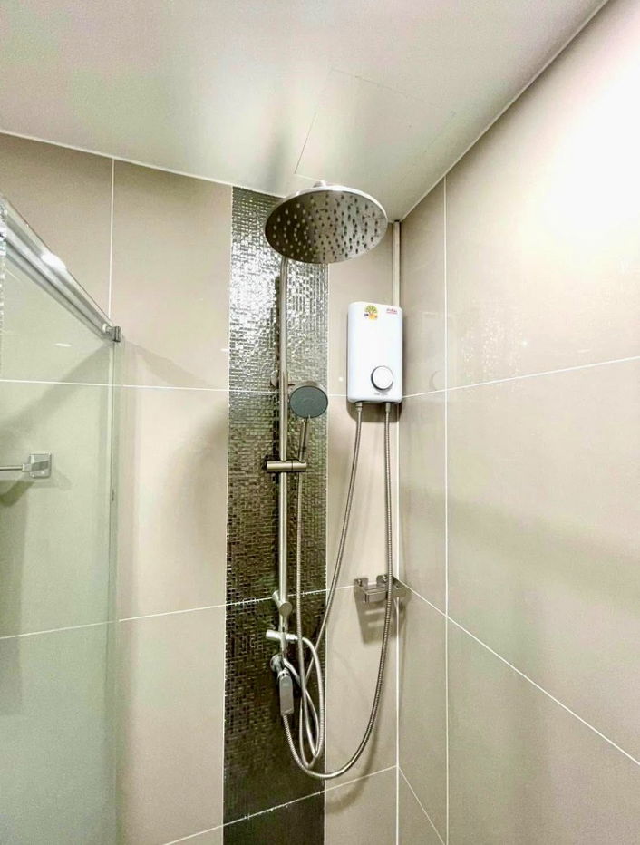 รูป code : E101 ให้เช่าคอนโด ไอดีโอ นิว พระราม 9 (IDEO New Rama 9) | ห้องสวย ชั้น 5 ระเบียงทิศใต้ ไม่ร้อน พร้อมโปรแถมเครื่องใช้ไฟฟ้า - รูปที่ 18/19