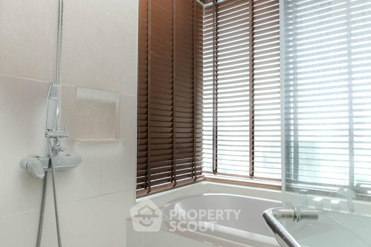 รูป คอนโด 2-ห้องนอน ที่ ดิ เอ็มโพริโอ เพลส ใกล้ BTS พร้อมพงษ์ (ID 2072206) - รูปที่ 13/16