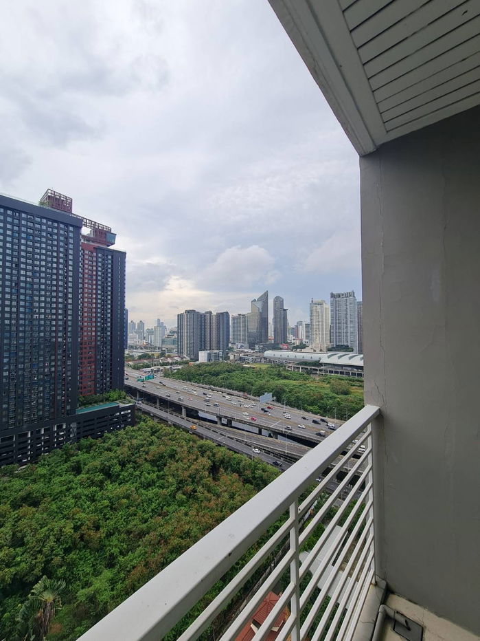 รูป ปล่อยเช่า The Mark Condo รัชดา-แอร์พอร์ตลิงค์ ชั้นสูง วิวดี  - รูปที่ 2/5