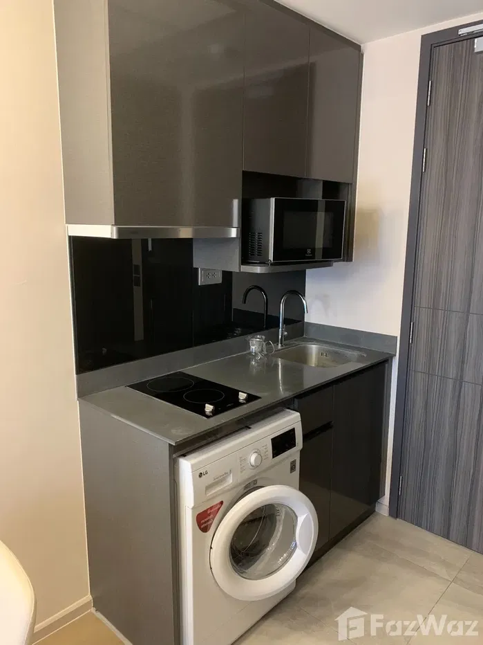 picture . 5913093 - 4/7