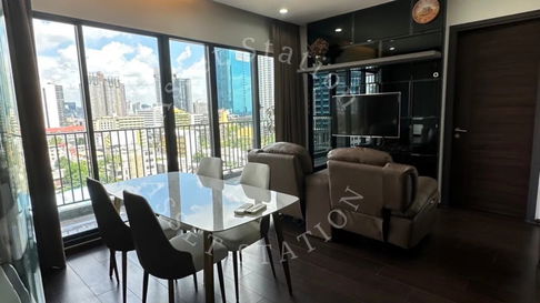 💎 C Ekkamai, a ready-to-move-in luxury condo near BTS Ekkamai and the expressway.