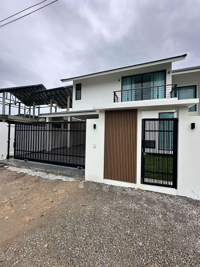 รูป บ้านสร้างใหม่ ในชุมชน ใกล้แยกแม่เหียะ ไปสนามบินเชียงใหม่เพียง 10 นาที เท่านั้น - รูปที่ 8/8