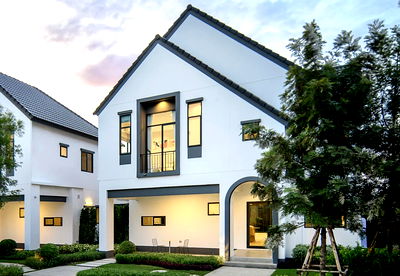 บ้านเดี่ยว สมุทรปราการ : สราญสิริ ศรีวารี 2✨บ้านโปร่งอยู่สบาย วิวธรรมชาติ พร้อมความสะดวกครบทุกไลฟ์สไตล์ ราคาเริ่มต้น 5.99 ล้าน 📞 061-6161426 | 065-4496399 🟢 Line: @wsrcondo