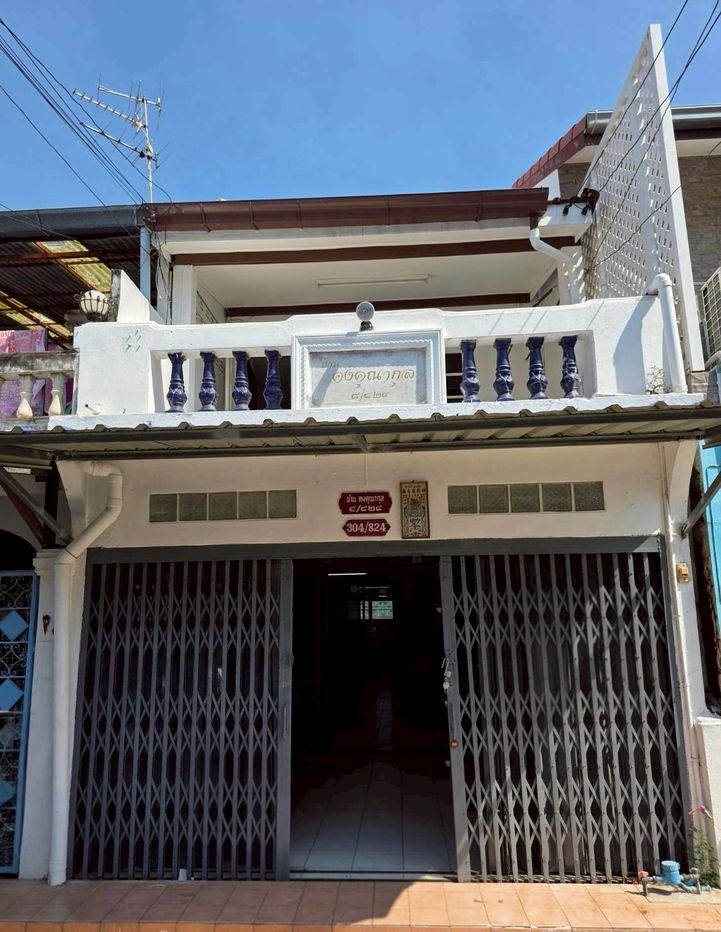 picture For Sale  Townhouse Near BTS Bang Chak (2.5 km), Sukhumvit 93 – Soi Phung Mi 50 - 1/13