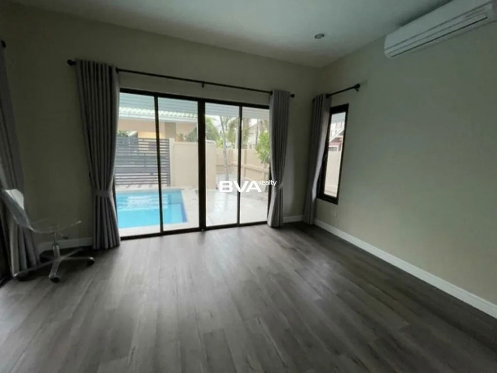 picture Pool Villa For Rent Pattaya Siam Place Village East Pattaya 3 bedrooms 3 bathroms - 6/12