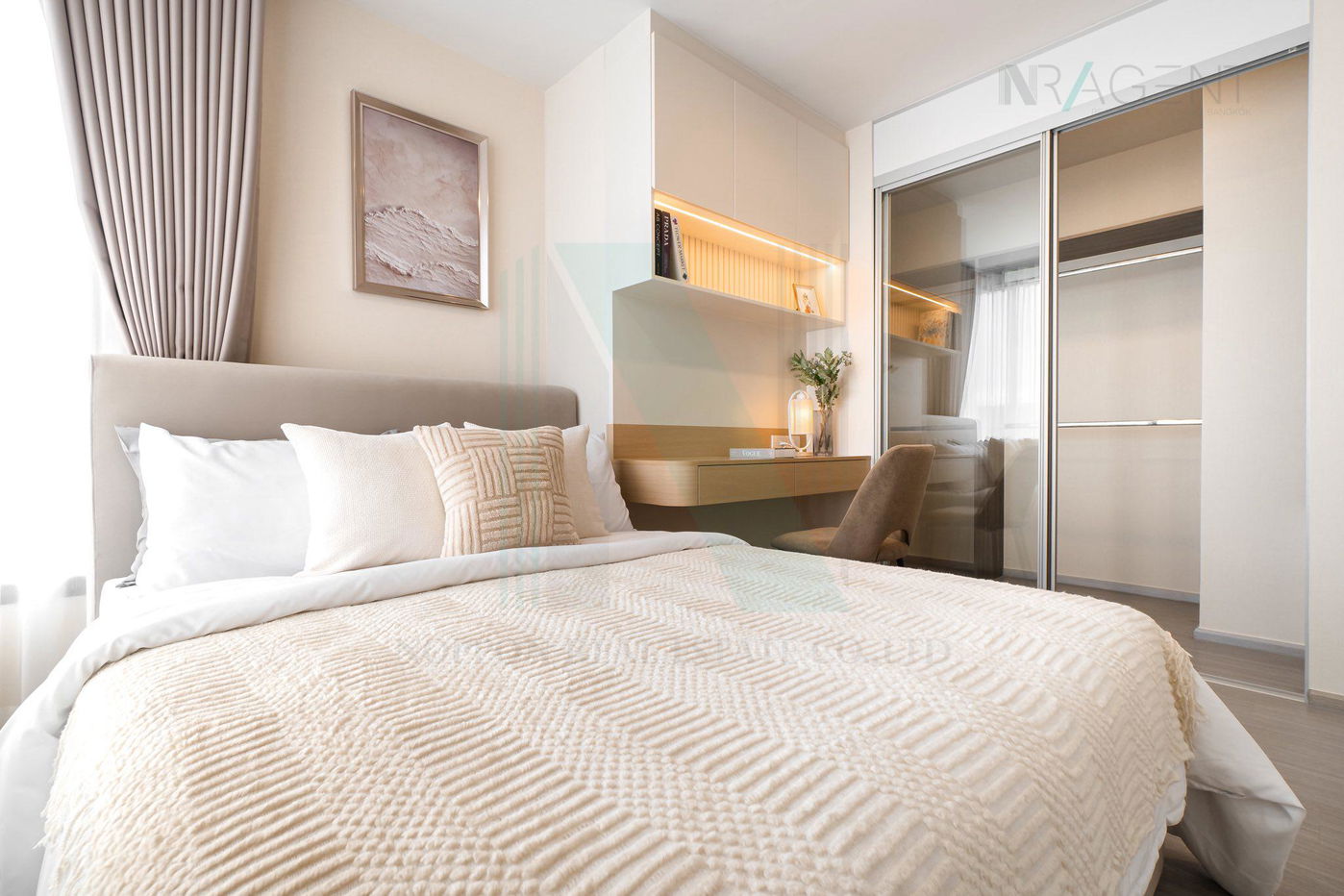 picture For Rent Condo THE PARKLAND PHETKASEM 56 Building A, Floor 15,2 bed room, Room size 50 sqm - 6/8