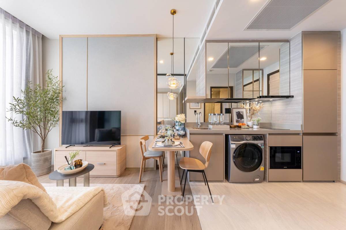 picture 1-BR Condo at The Crest Park Residences near MRT Phahon Yothin (ID 1388951) - 2/9