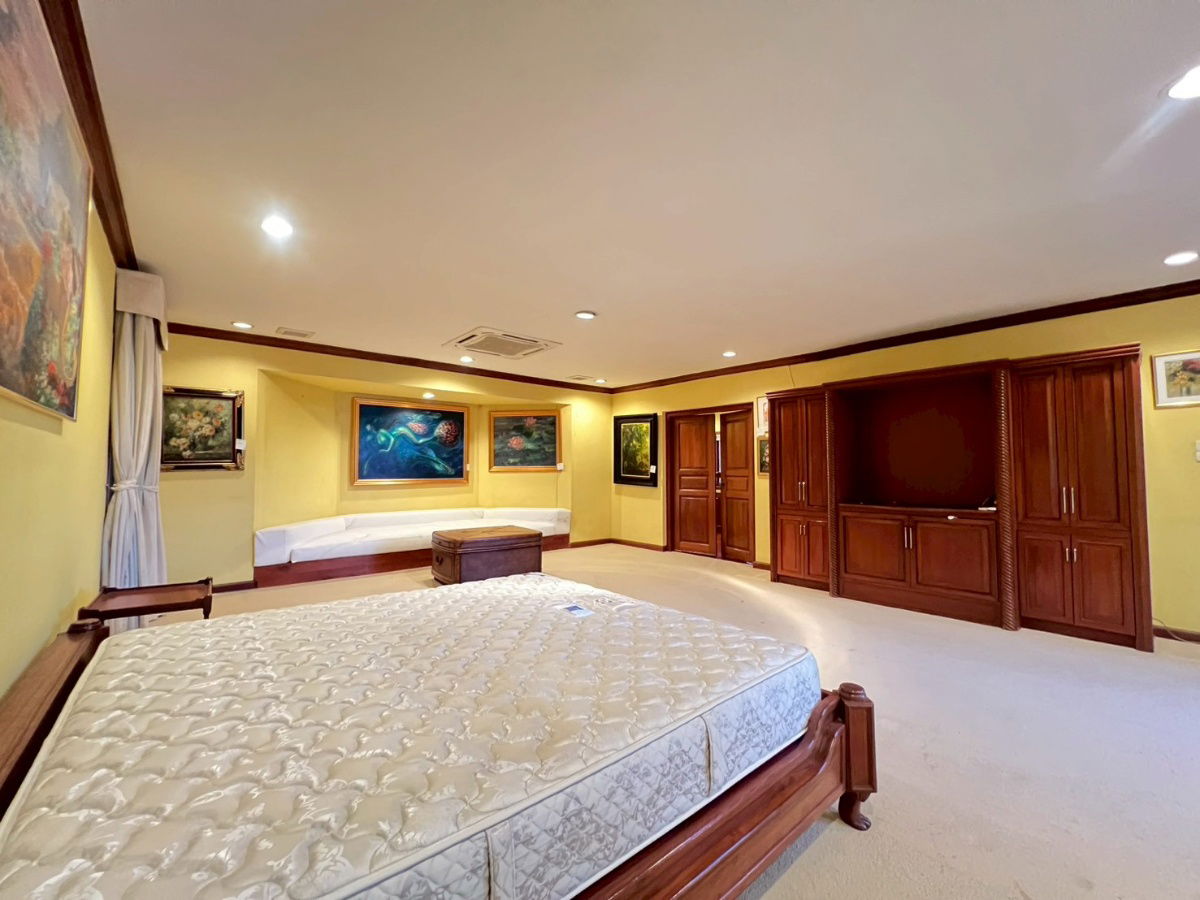 รูป 💙💙 ขายคฤหาสน์หรูกว่า 1 ไร่   📍📍ใจกลางสุขุมวิท 71 💛พื้นที่ใช้สอยกว่า 1,000 ตร.ม.  - รูปที่ 12/20