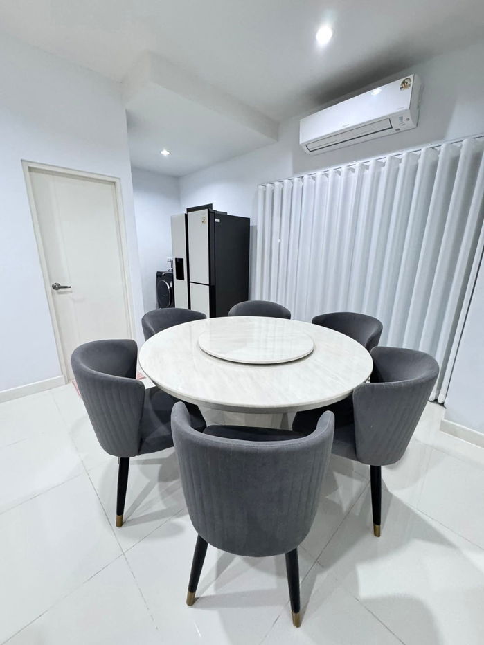 รูป บ้านกลางเมือง พระราม 9–กรุงเทพกรีฑา | ทาวน์โฮม 3 ชั้น ตกแต่งครบ | ตรงข้ามสวน | เช่า 45,000 บาท - รูปที่ 8/18