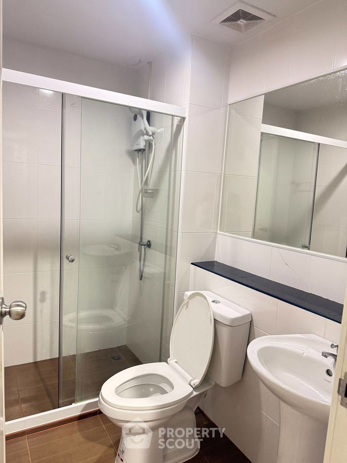 รูป คอนโด 1-ห้องนอน ที่ รีเจ้นท์โฮม สุขุมวิท 81 ใกล้ BTS อ่อนนุช (ID 2464537) - รูปที่ 4/7