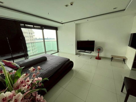 ⛵ Wongamat tower ⛵ Foreinger quota / Sea view / 34F / Studio room for quick sale彡