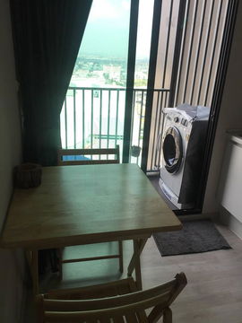 ให้เช่า พลัมคอนโด เซ็นทรัล สเตชั่น 1 ห้องนอน 1 ห้องน้ำ ราคา 7000 บาท MRT สามแยกบางใหญ่