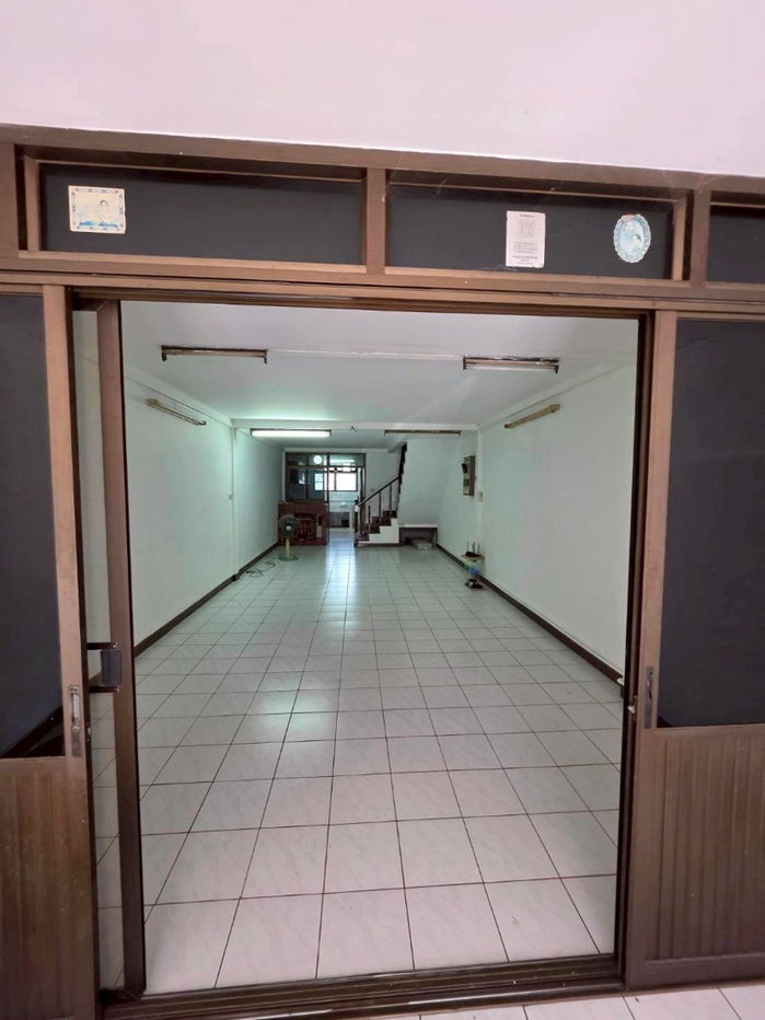 picture For Sale  Townhouse Near BTS Bang Chak (2.5 km), Sukhumvit 93 – Soi Phung Mi 50 - 12/13