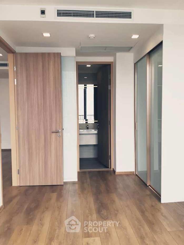 picture 2-BR Condo at Noble Be 33 near BTS Phrom Phong (ID 924318) - 1/11