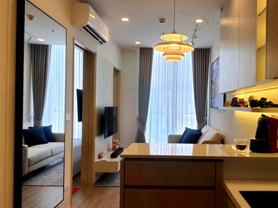 Condos for rent BTS Phrom Phong : For Rent Condo NOBLE STATE 39 Building 1, Floor 17,1 bed room, Room size 35.00 sqm