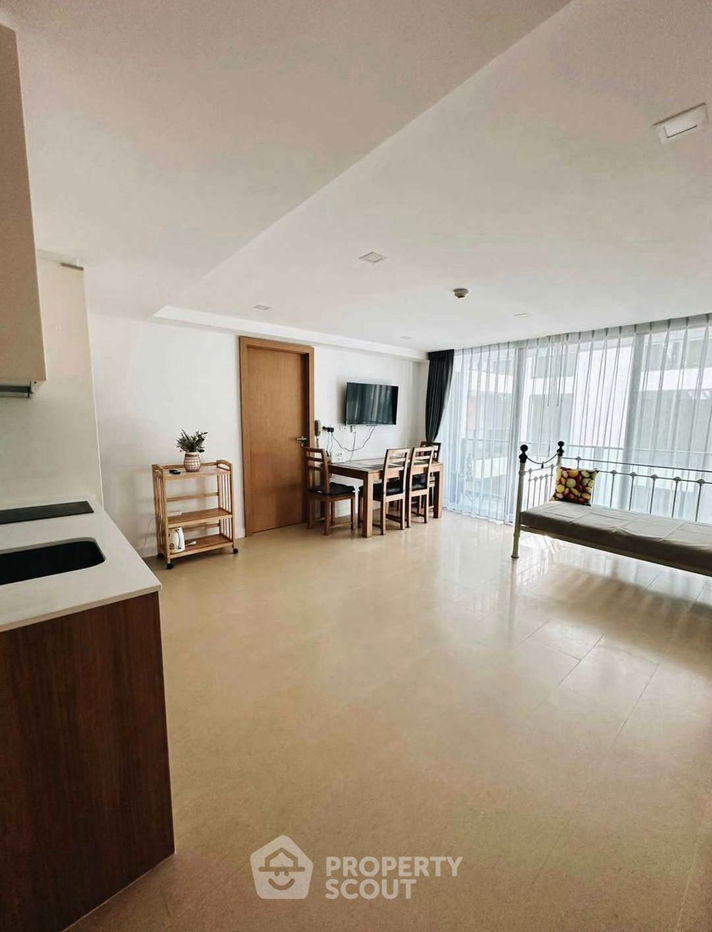 picture 2-BR Condo at Aurora Pratumnak close to Phratamnak (ID 2463270) - 1/10