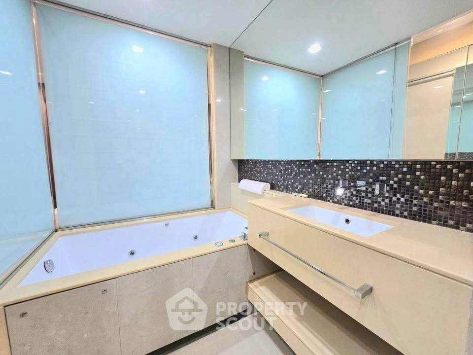picture 1-BR Condo at The Address Asoke near ARL Makkasan (ID 2465541) - 9/10
