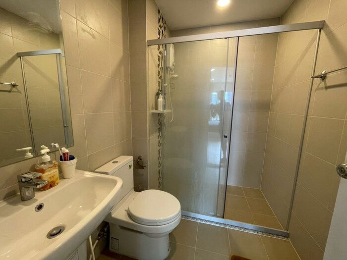 รูป 💥💥FOR SALE!! ศุภาลัย เวอเรนด้า สถานีภาษีเจริญ 41.23 ตร.ม.ตึก A ชั้น 12A ใกล้ MRT สถานีภาษีเจริญ ขาย 3.5 ล้านบาท!!💥💥 สอบถาม LINE: @atfirm📲 - รูปที่ 20/23