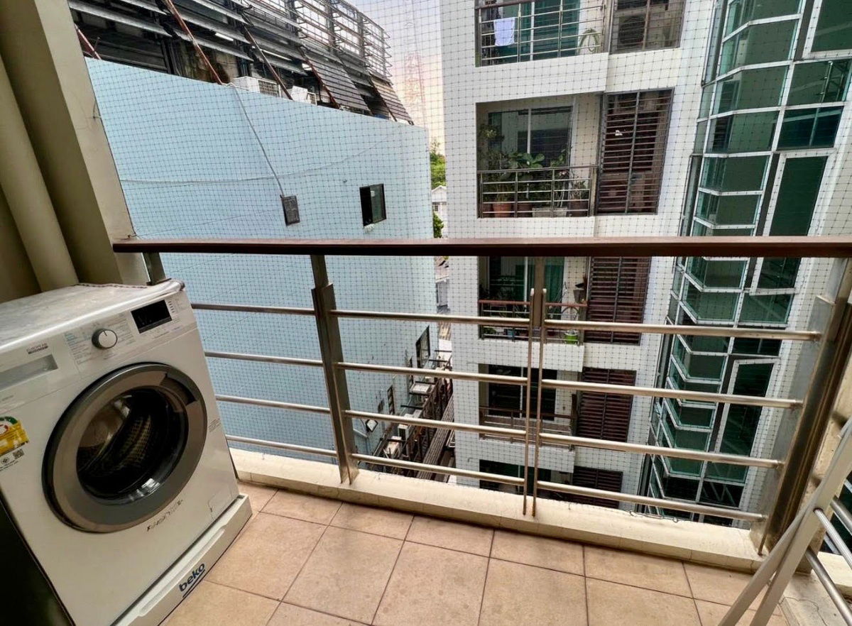 picture code : E98 The Aree Condominium - 11/12