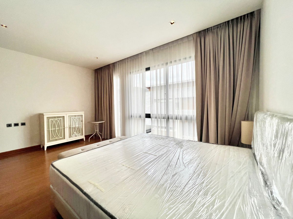 รูป ✅Single House for Rent Parc Priva 5 bedrooms with private lift near Central Rama9 Fully furnished - รูปที่ 9/20