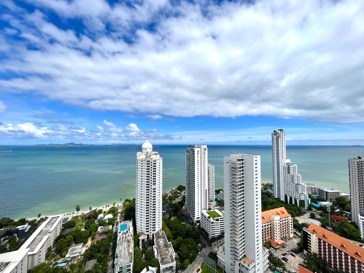 รูป For rent The Riviera Wongmat Beach SeaView Corner room - รูปที่ 13/20