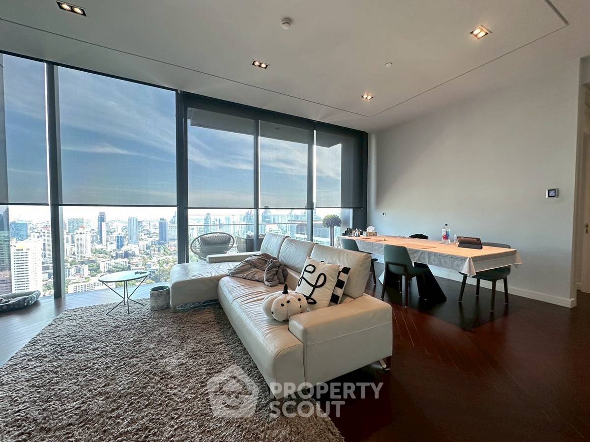 picture 3-BR Condo at Marque Sukhumvit near BTS Phrom Phong (ID 2462695) - 2/11