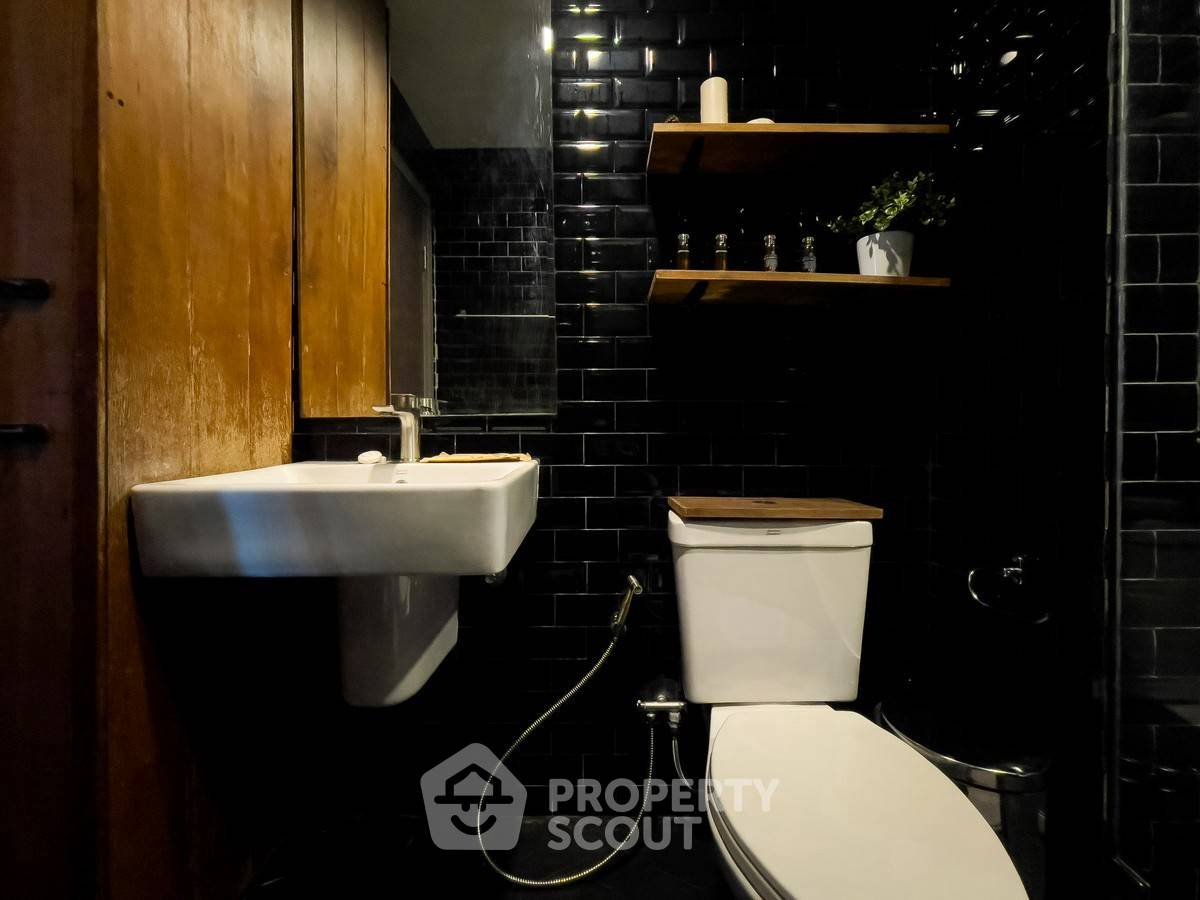 picture 2-BR Condo at The Base Park East Sukhumvit 77 near BTS On Nut (ID 2463758) - 13/18