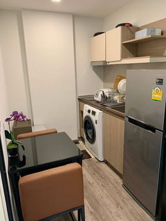 รูปภาพ ให้เช่า Brown Condo พหลฯ-สะพานใหม่ ชั้น 8 แบบ Type D8B มี 2 ห้องนอน 35 ตรม. ของครบพร้อมเครื่องซักผ้า 15,000 บาท