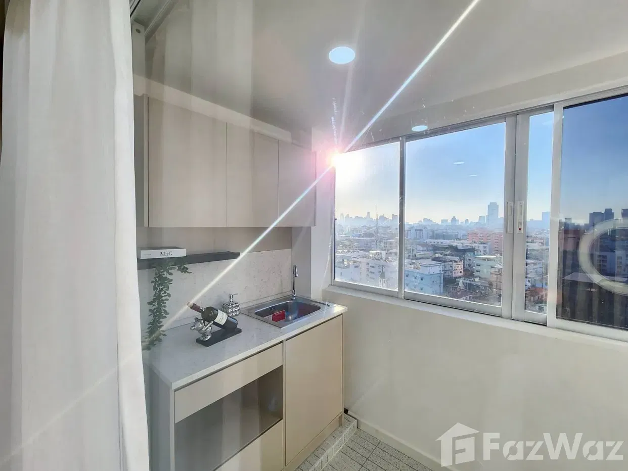 picture 1-bedroom fully renovated unit at Srivara Mansion 5913138 - 13/15