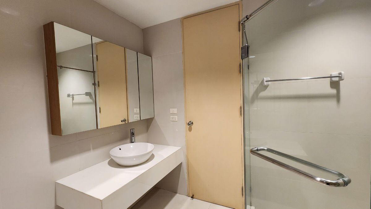 รูป Amanta Ratchada | ให้เช่า 2 ห้องนอน ห้องใหญ่ ราคาดี น่าอยู่ ใกล้รถไฟฟ้าและสถานฑูตจีน - รูปที่ 12/25