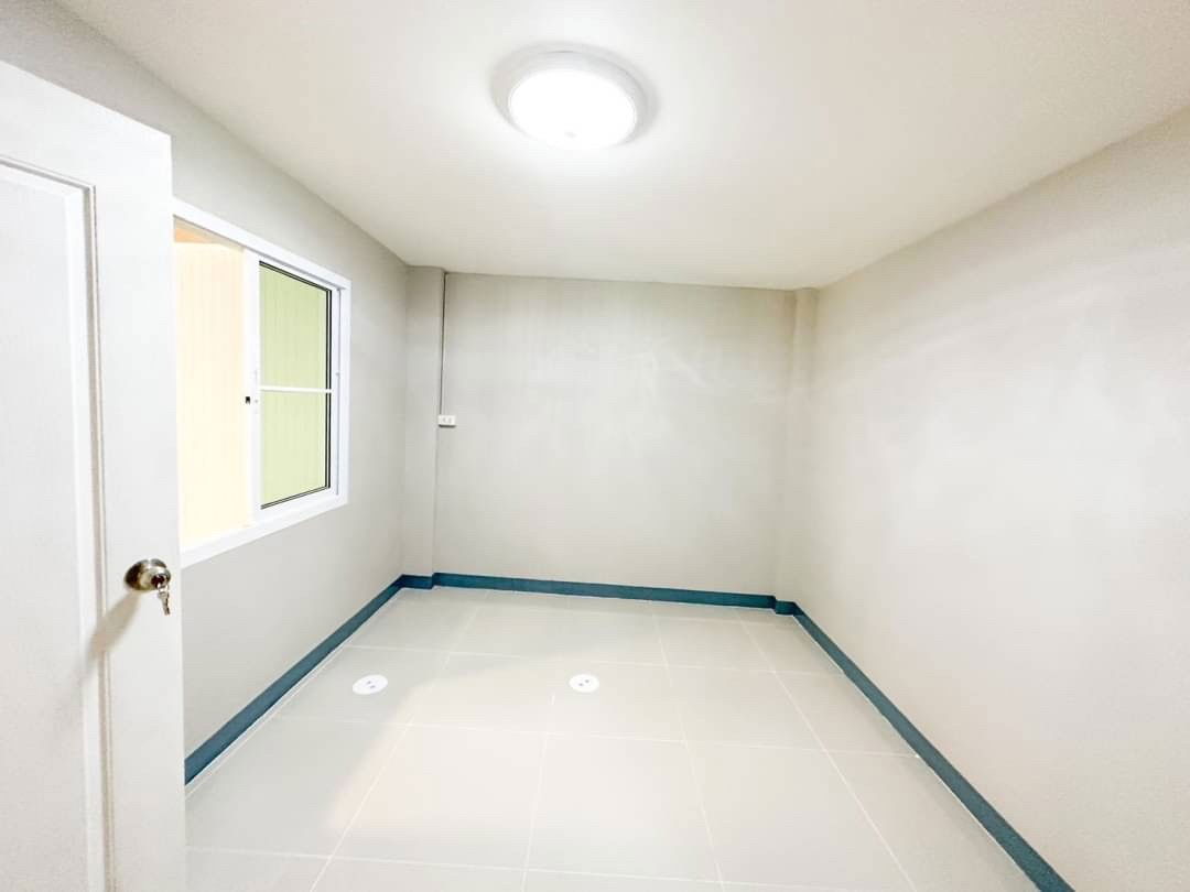 รูป ฟรีโอน! บ้านแฝด 2 ชั้น พฤกษา 19 วัดลาดปลาดุก | 4 นอน 35 ตร.วา ครัวใหญ่ | 2.89 ลบ. - รูปที่ 8/19