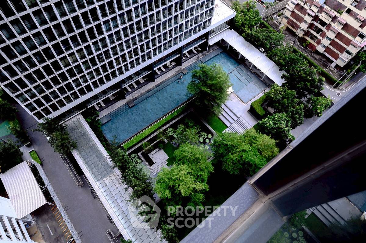 picture 1-BR Condo at Noble Ploenchit near BTS Phloen Chit (ID 2454409) - 10/30