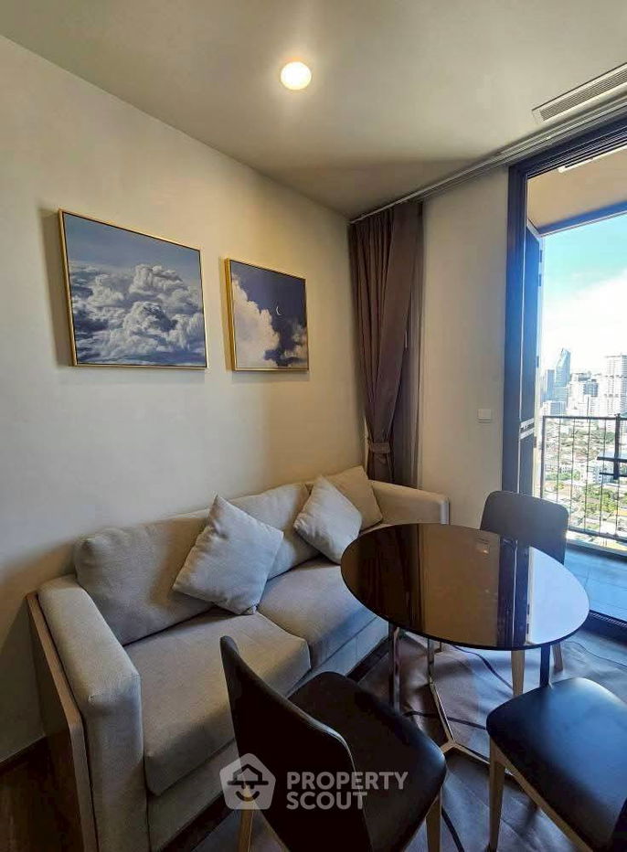 picture 2-BR Condo at Oka Haus Sukhumvit 36 near BTS Thong Lor (ID 2462474) - 2/8