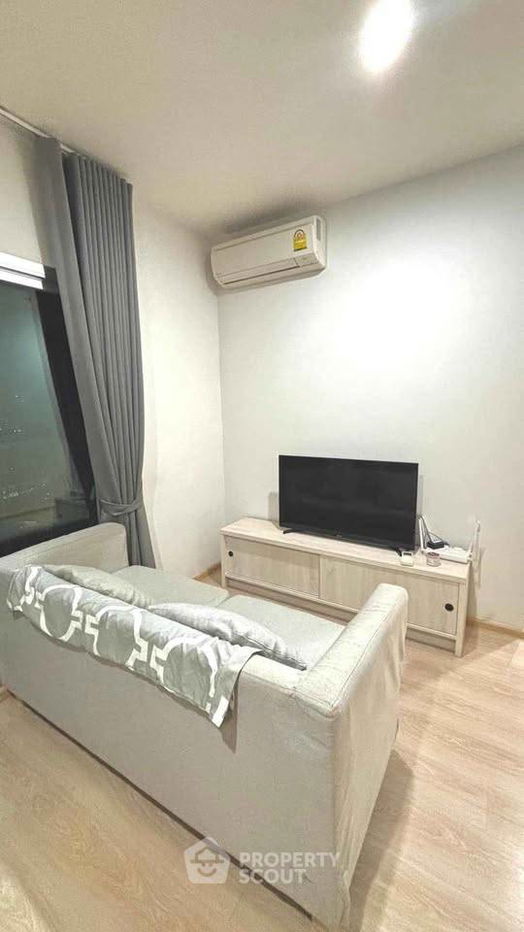 รูป คอนโด 2-ห้องนอน ที่ โนเบิล รีวอลฟ์ รัชดา ใกล้ MRT ศูนย์วัฒนธรรมแห่งประเทศไทย (ID 2458122) - รูปที่ 3/5