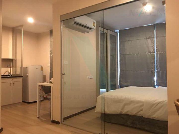 รูป ให้เช่า เฟรช คอนโด ขนาดห้อง 29 ตรม.1 ห้องนอน วิวสระ ห้องใหม่ เฟอร์นิเจอร์ครบ - รูปที่ 2/8