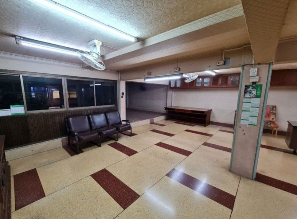 รูป พื้นที่ใช้สอยเยอะ ใกล้ศิริราช mrt ไฟฉาย ซอยพรานนก 6 - รูปที่ 11/17