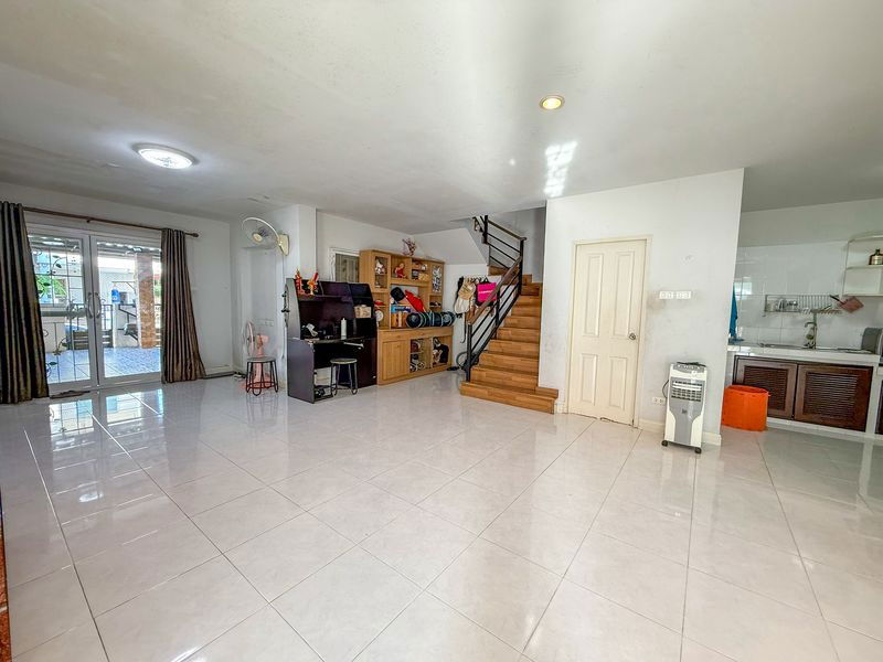 picture Second-hand detached house for sale, Country Home Lake and Park Village, Sriracha, Chonburi - 3/20