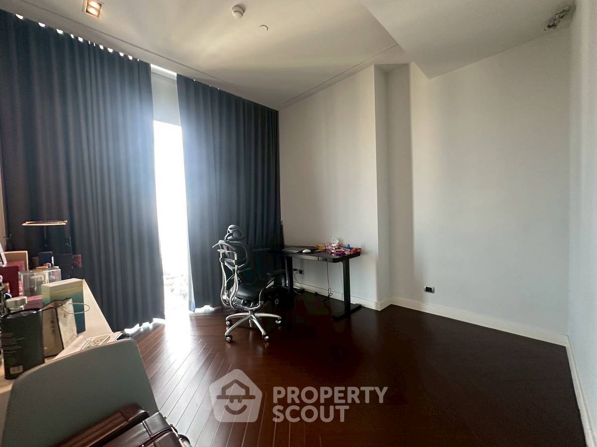 picture 3-BR Condo at Marque Sukhumvit near BTS Phrom Phong (ID 2462695) - 8/11